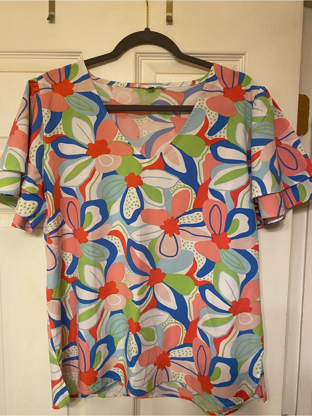 V-Neck Floral Print Short Sleeve Blouse - Coral, Blue & Green